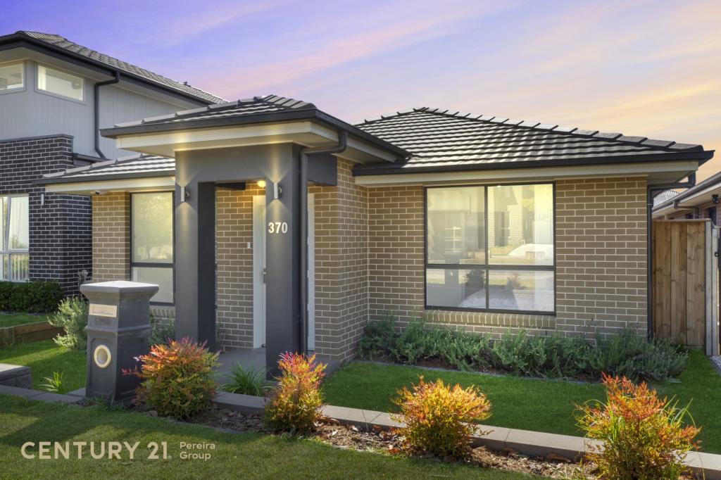 370 South Cct, Oran Park, NSW 2570