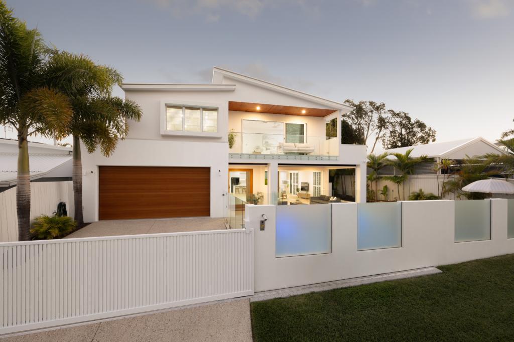 32 Tombarra St, Mooloolaba, QLD 4557