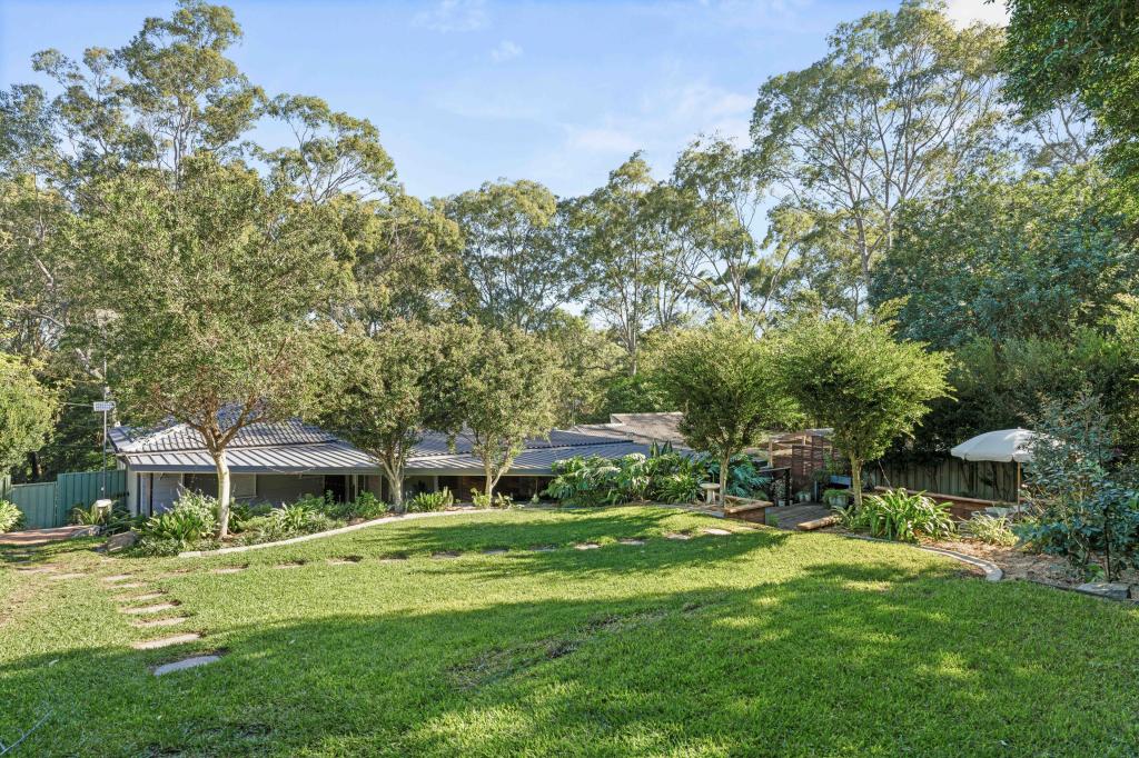 17 Tarawara St, Bomaderry, NSW 2541