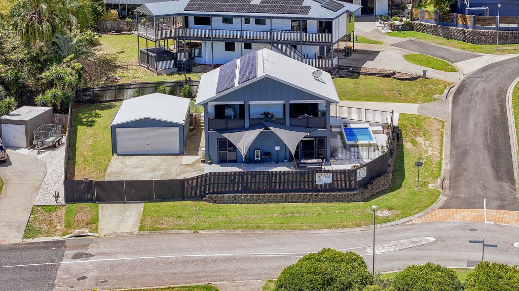 17 Woodlands Dr, Eimeo, QLD 4740