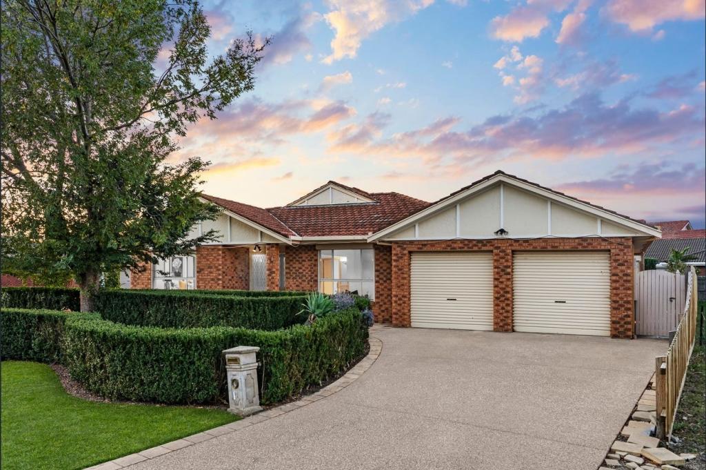 11 Australia Dr, Taylors Lakes, VIC 3038