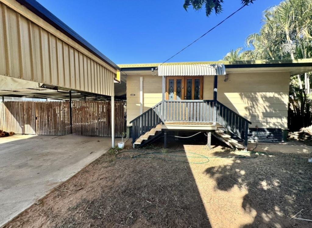 12 Kangaroo Dr, Moranbah, QLD 4744
