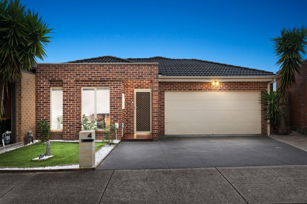 4 Dolphin Dr, South Morang, VIC 3752