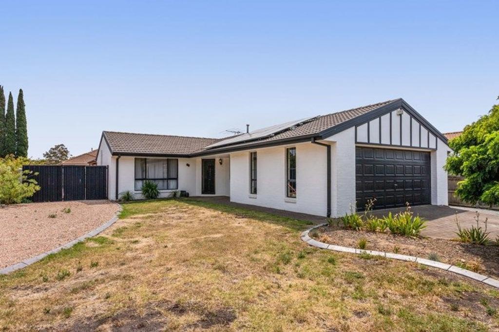 10 Wareham Ct, Hillside, VIC 3037