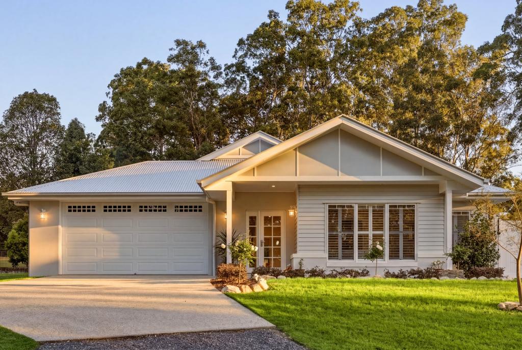 16 Johnstone Rd, Southside, QLD 4570