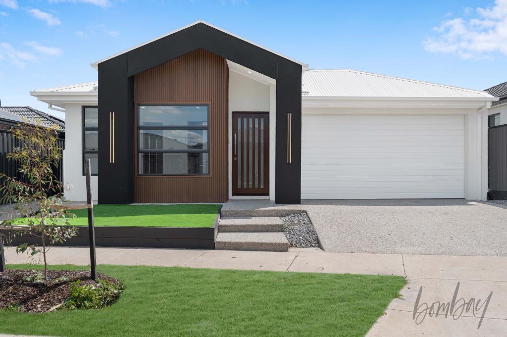 3 CHAMOMILE RD, KALKALLO, VIC 3064