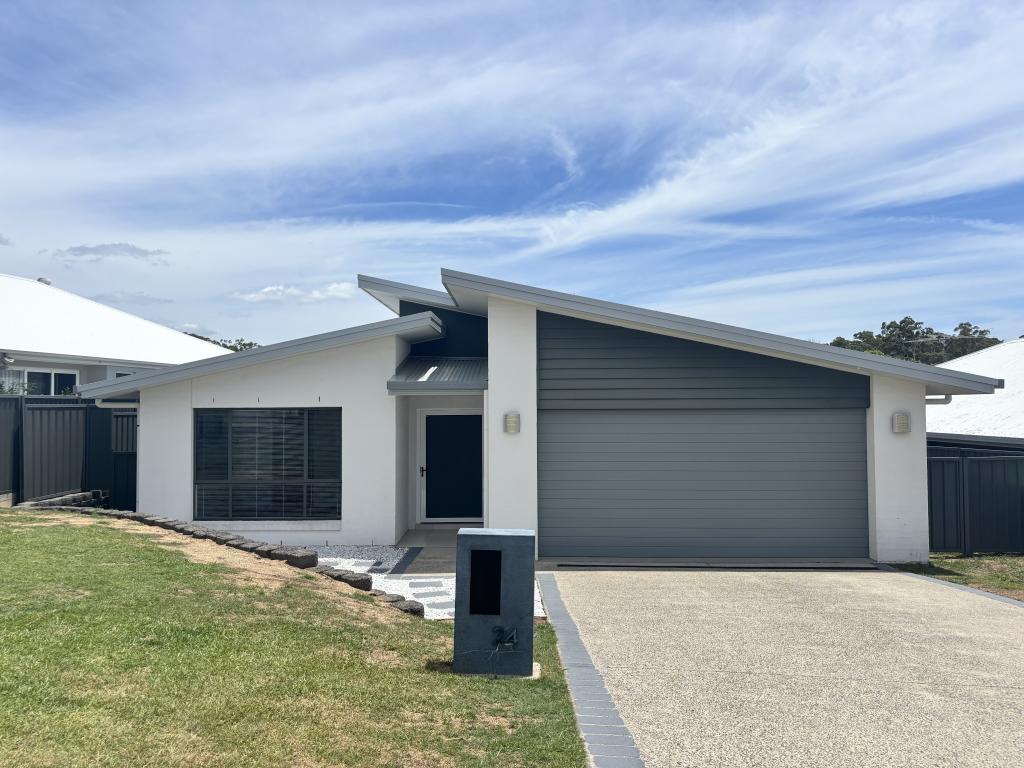 24 Admiralty Dr, Safety Beach, NSW 2456