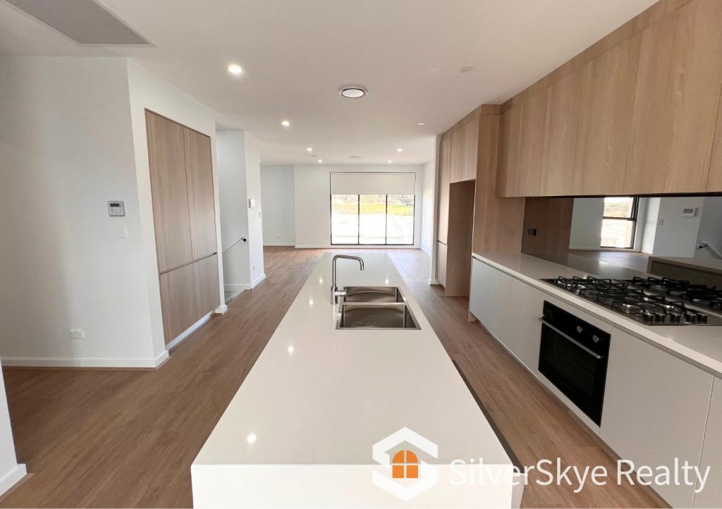 2/56 Sagittarius Cct, Box Hill, NSW 2765