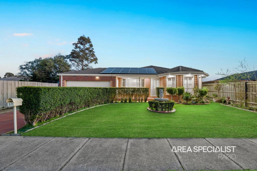 37 HORSFIELD ST, CRANBOURNE NORTH, VIC 3977