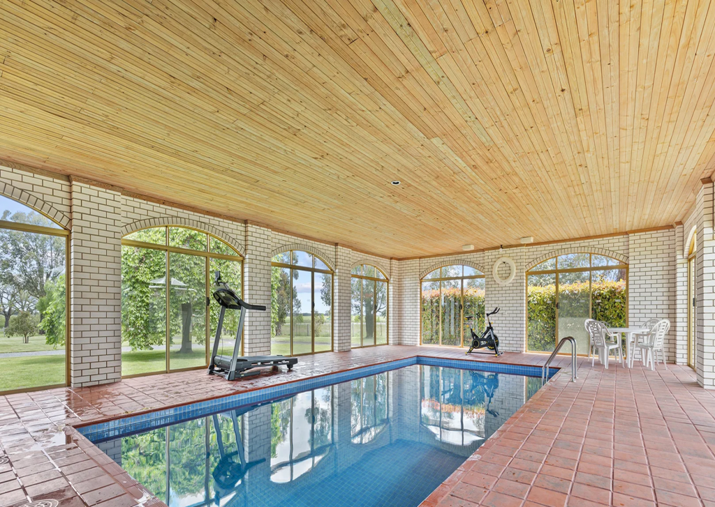 296 REMEMBRANCE DR, CARDIGAN, VIC 3352