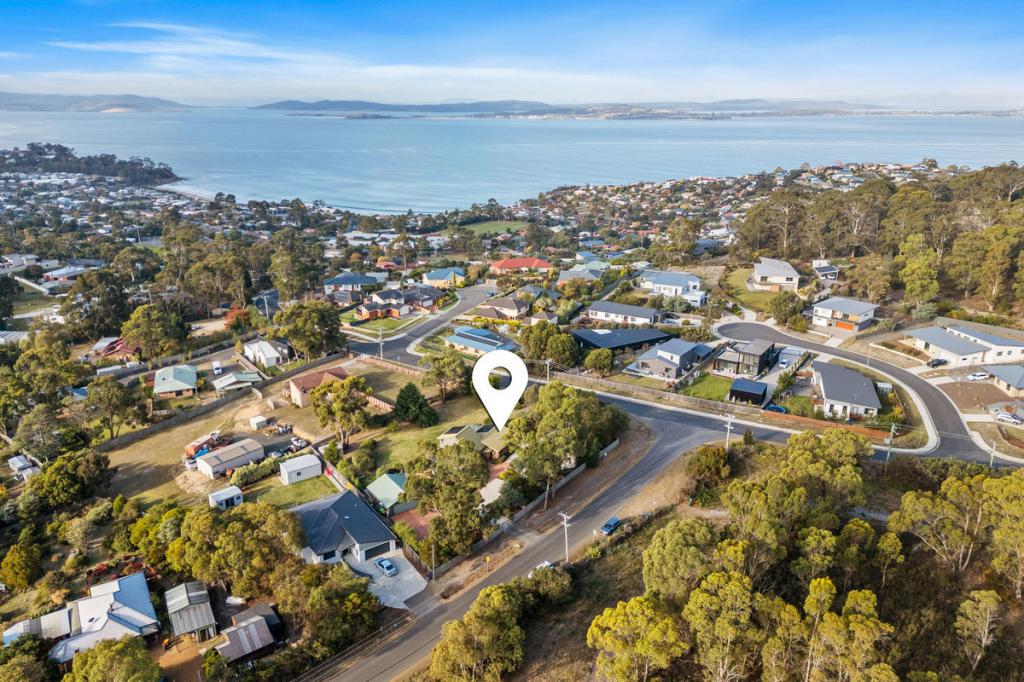 1 Burwood Dr, Blackmans Bay, TAS 7052