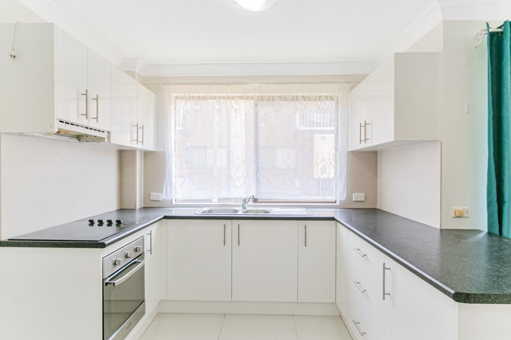 1/10 Allara Ave, Palm Beach, QLD 4221