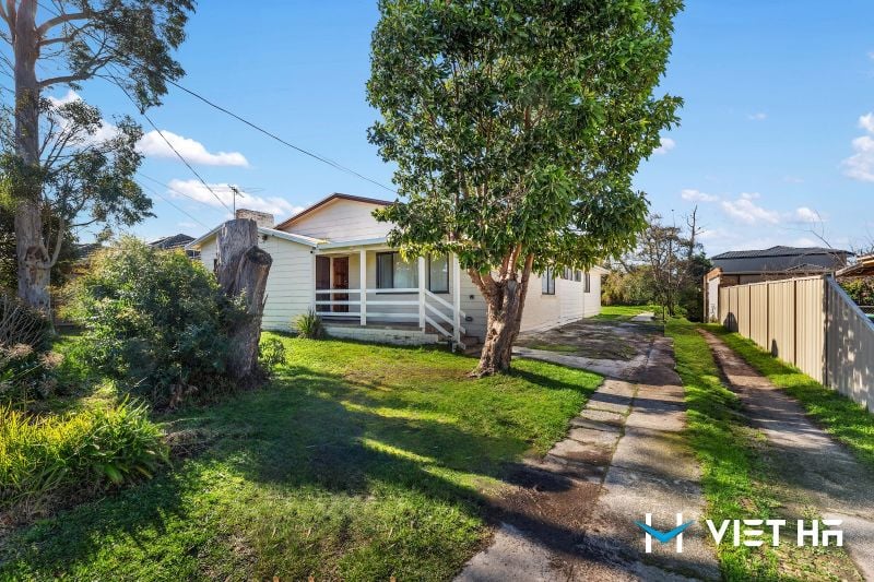 13 Blissington St, Springvale, VIC 3171