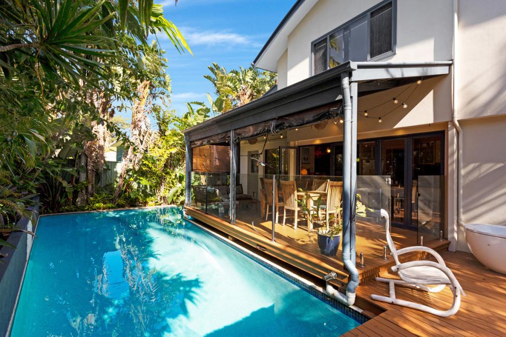 94 West Burleigh Rd, Burleigh Heads, QLD 4220