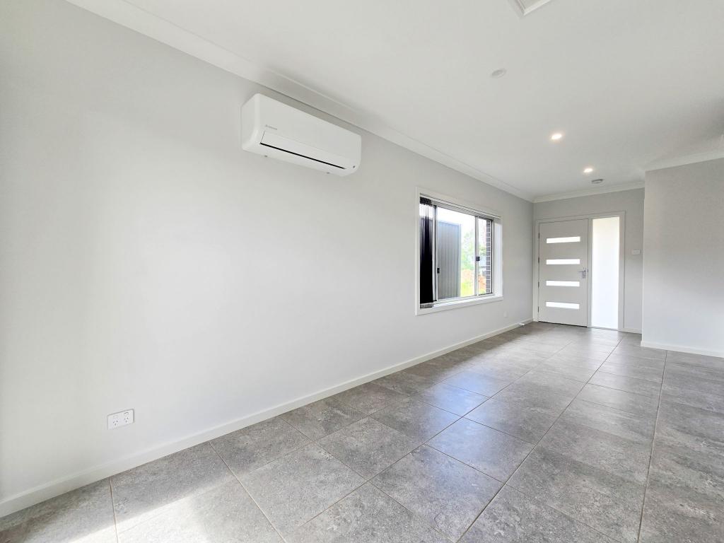 16a Mallee Cres, Tahmoor, NSW 2573