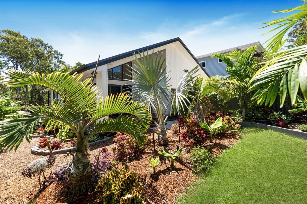 163 Kate St, Macleay Island, QLD 4184