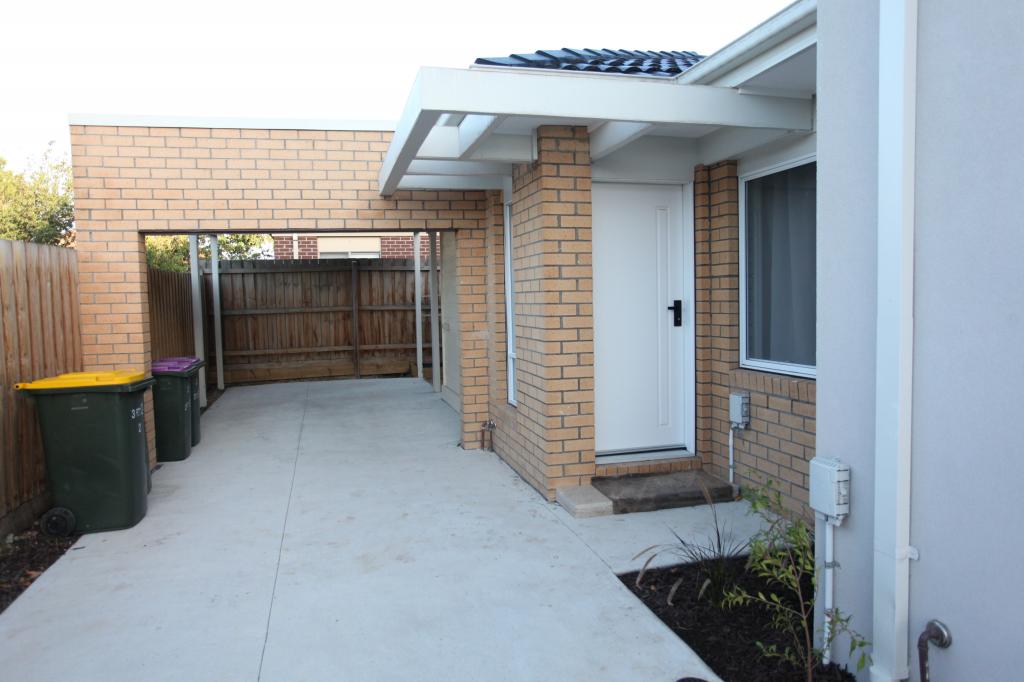 3/2 Wright St, Laverton, VIC 3028