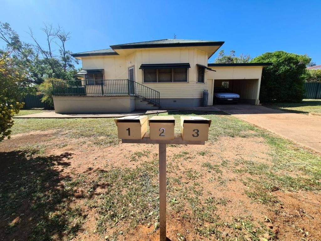 3/9 Clarinda St, Parkes, NSW 2870