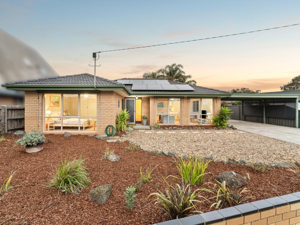 6 Torquay Ave, Seaford, VIC 3198