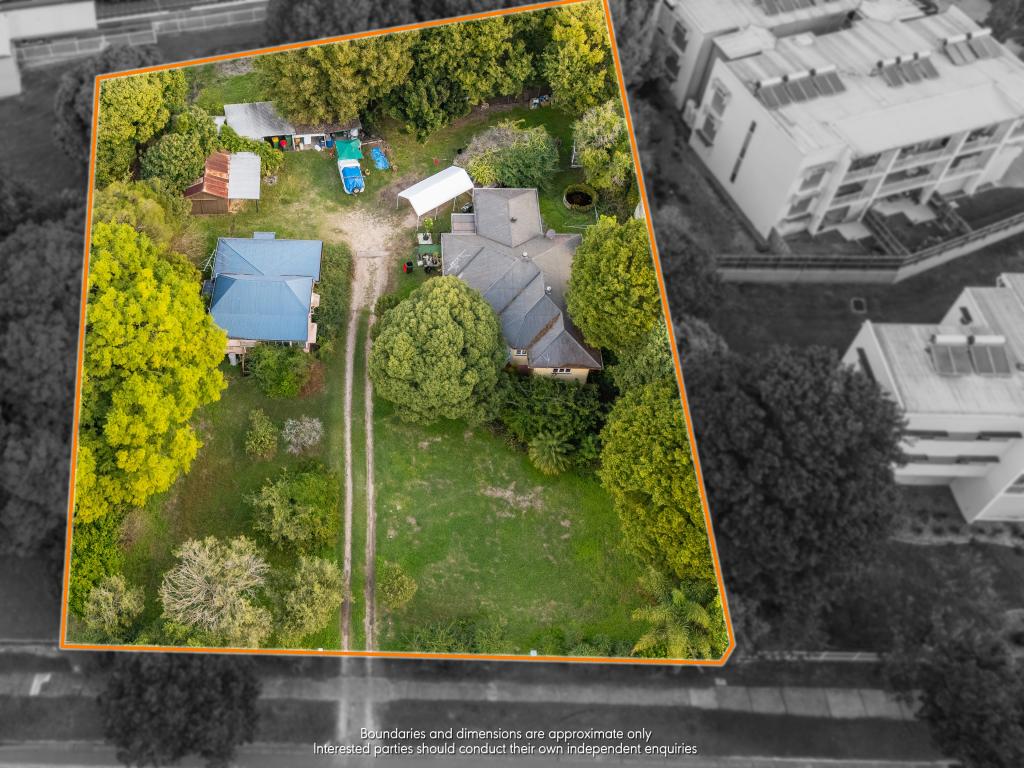 151-153 Jacaranda St, North Booval, QLD 4304
