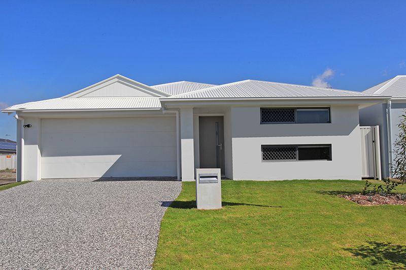 17 Maclamond Dr, Pelican Waters, QLD 4551
