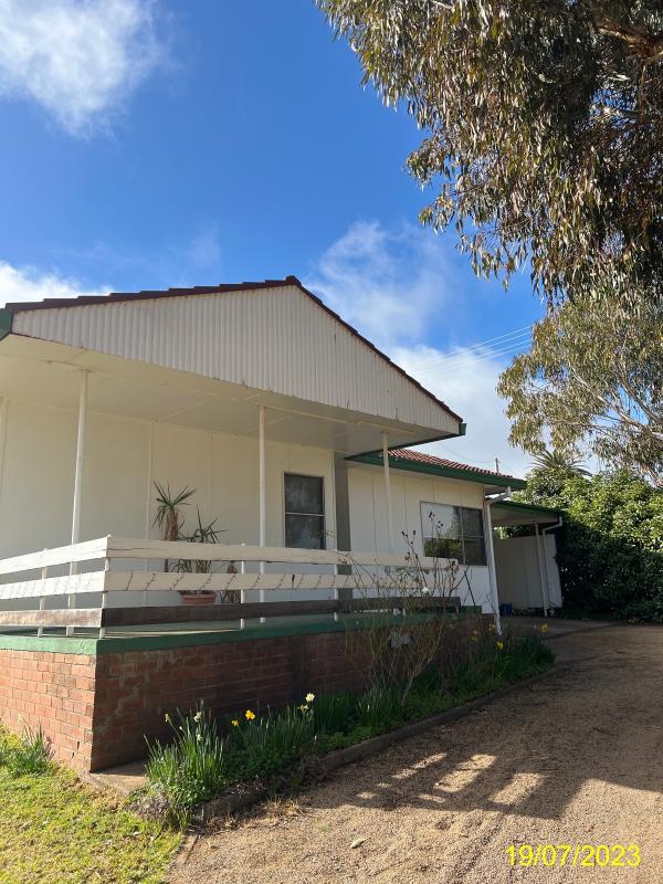 18 Warraderry St, Grenfell, NSW 2810