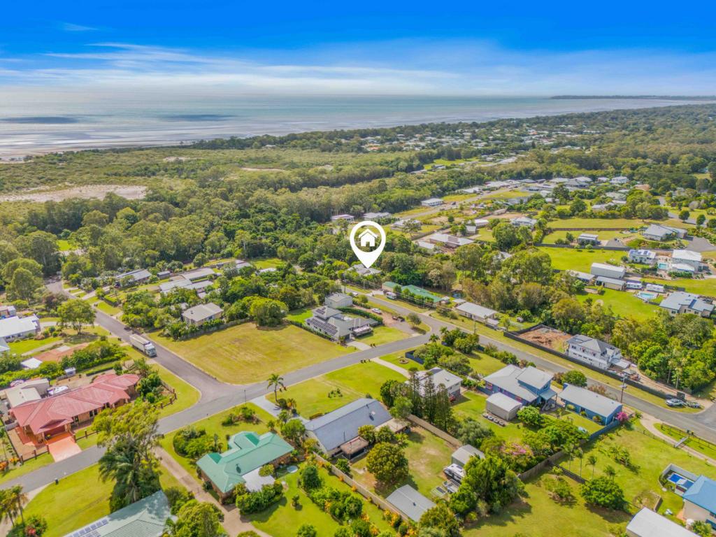 1/111 Castles Rd N, Craignish, QLD 4655