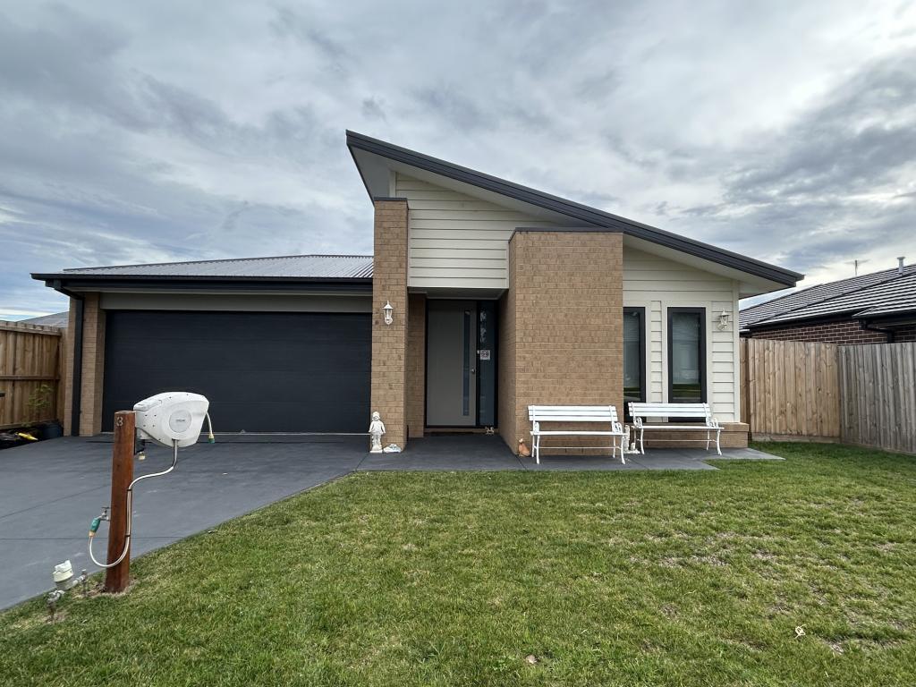3 Camden St, Lucknow, VIC 3875