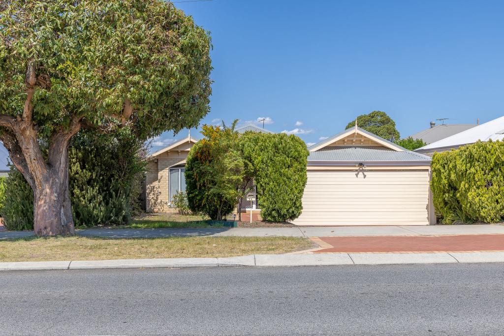 6 Stanton Rd, Redcliffe, WA 6104