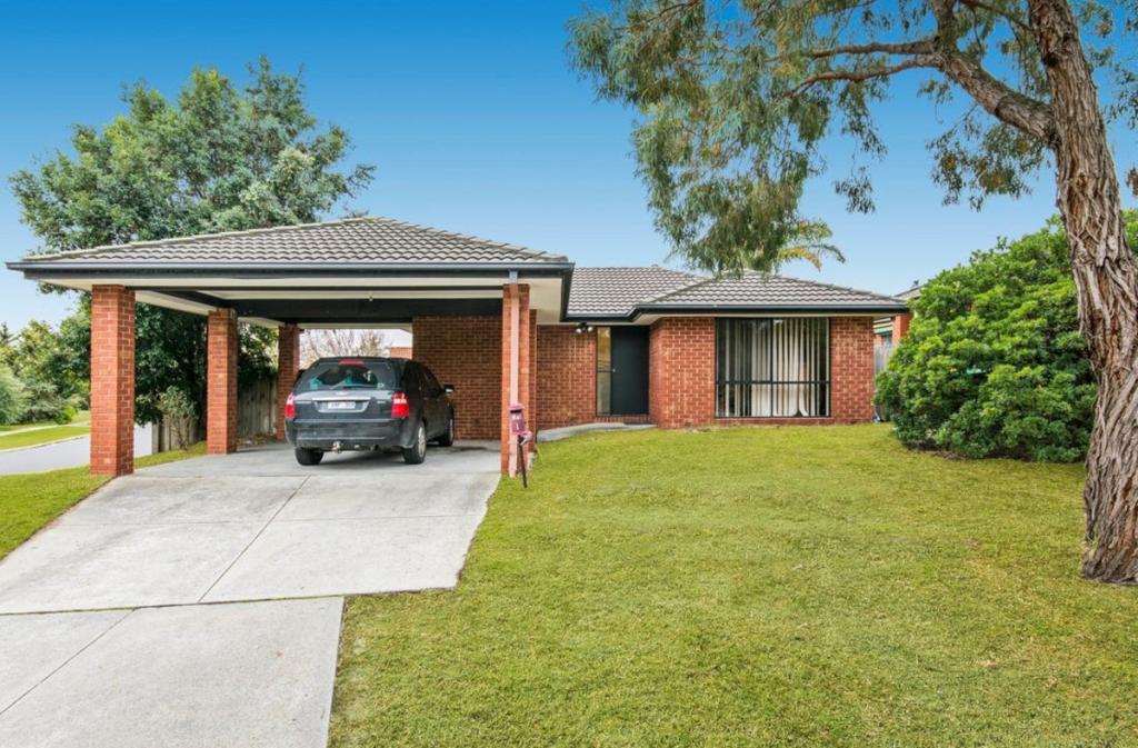 1 Saltbush Gld, Frankston, VIC 3199