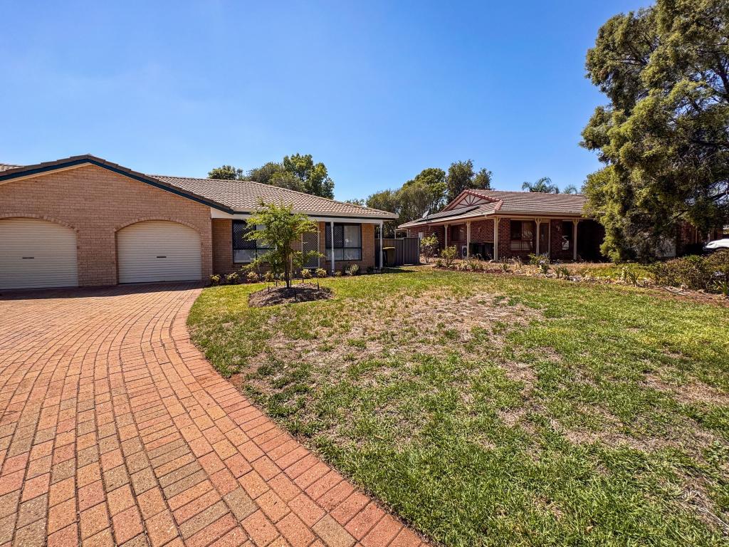 8b Ellis Park Cl, Dubbo, NSW 2830