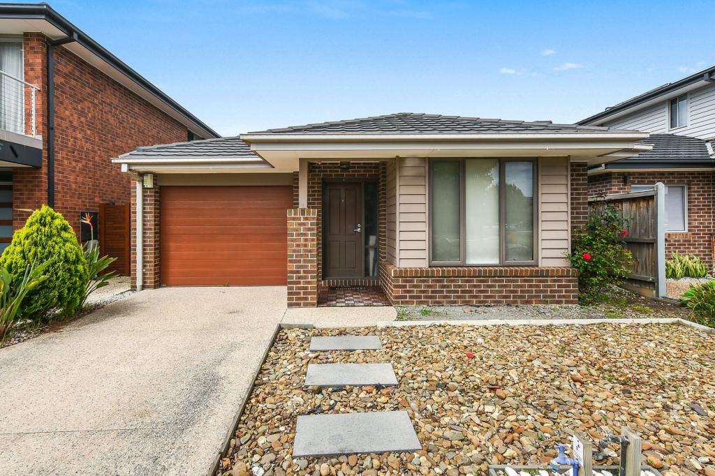 22 Dahlia Cres, Keysborough, VIC 3173