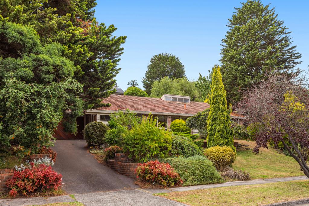 39 LONG VALLEY WAY, DONCASTER EAST, VIC 3109