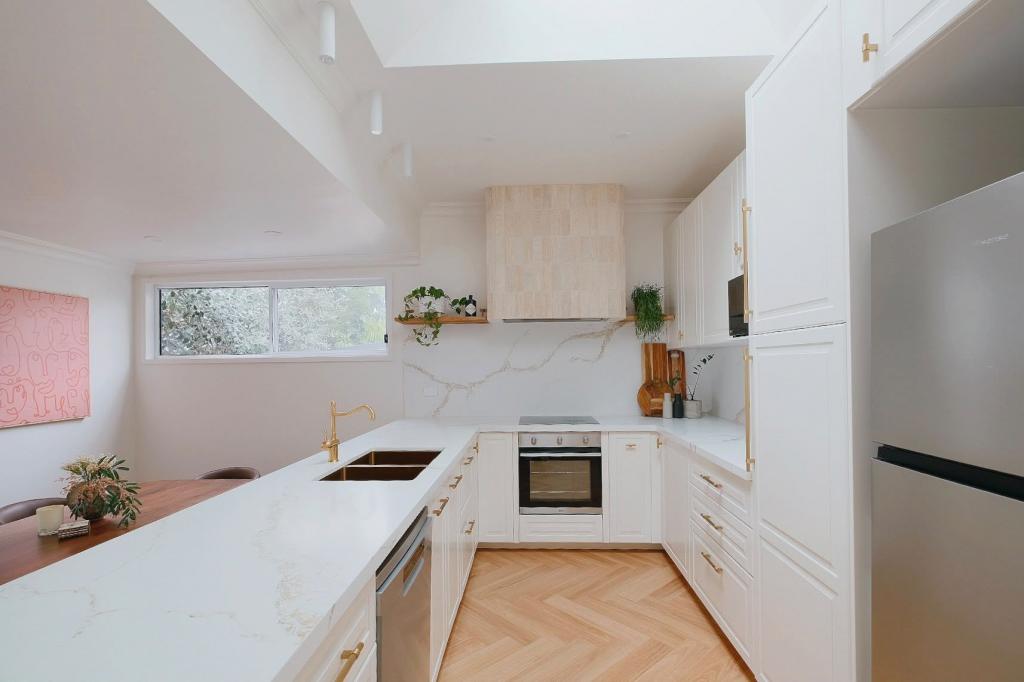 75 Bonds Rd, Peakhurst, NSW 2210