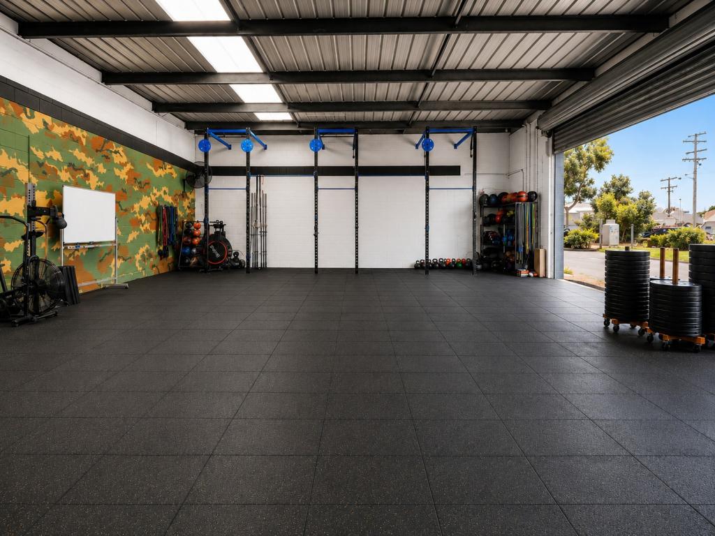 4/1 Keller Cres, Carrara, QLD 4211