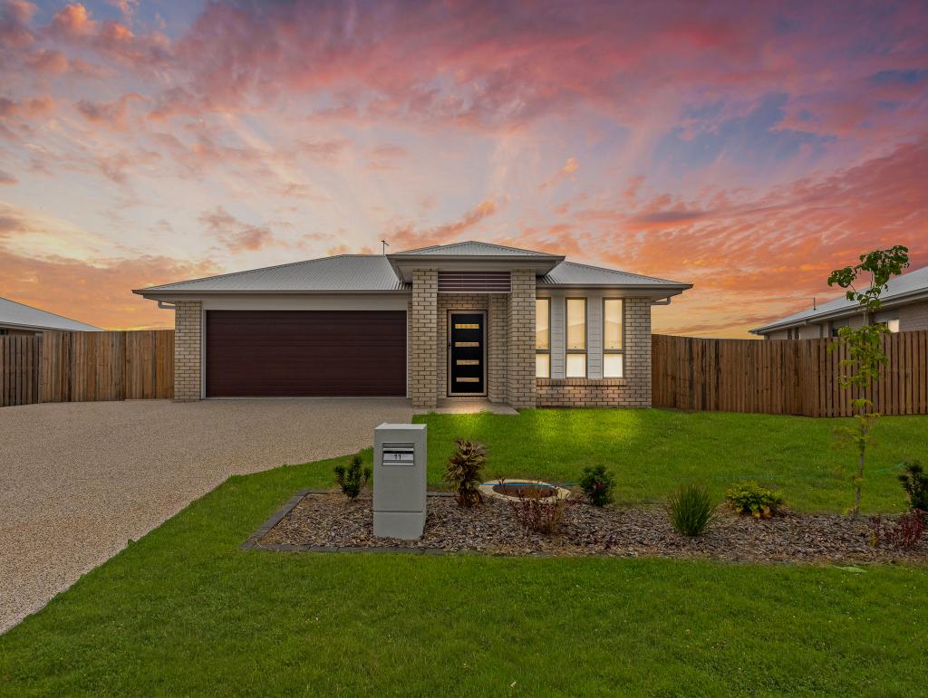 11 North Lakes Cct, Burrum Heads, QLD 4659