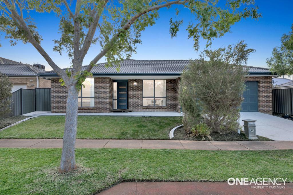 4 Menzies Ave, Point Cook, VIC 3030