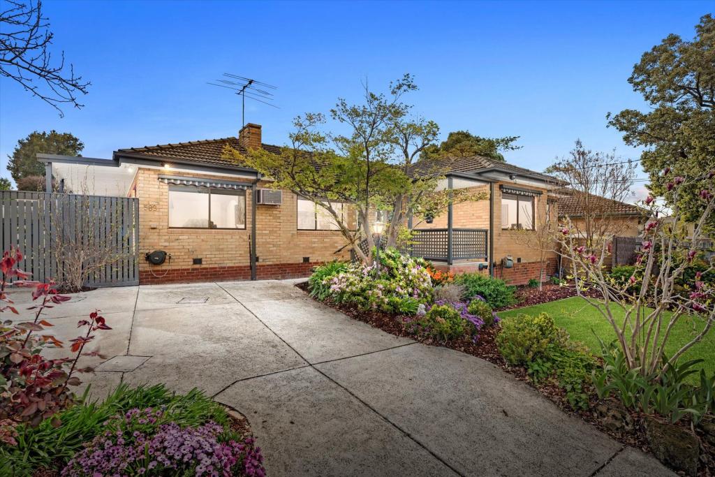 583 Middleborough Rd, Box Hill North, VIC 3129