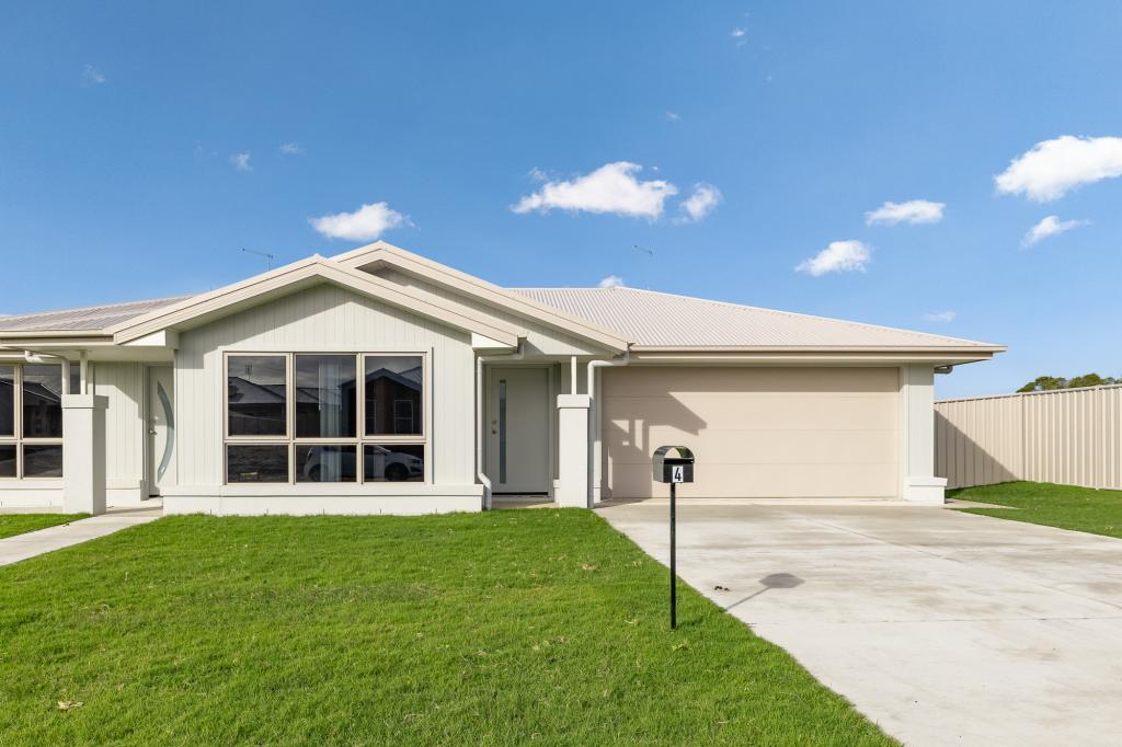 4 MELLONG WAY, NIKENBAH, QLD 4655
