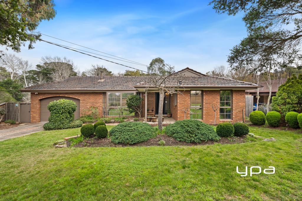 33 Gilchrist Cres, Sunbury, VIC 3429