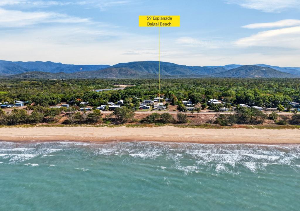 59 Esplanade, Balgal Beach, QLD 4816