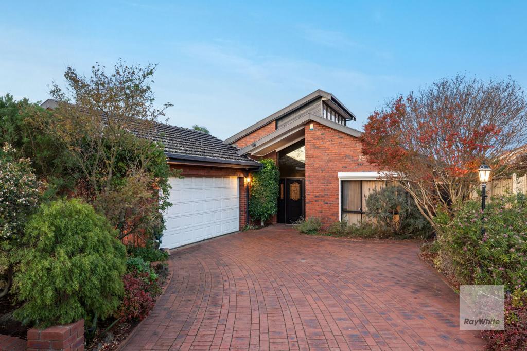 22 Panamuna Ave, Taylors Lakes, VIC 3038