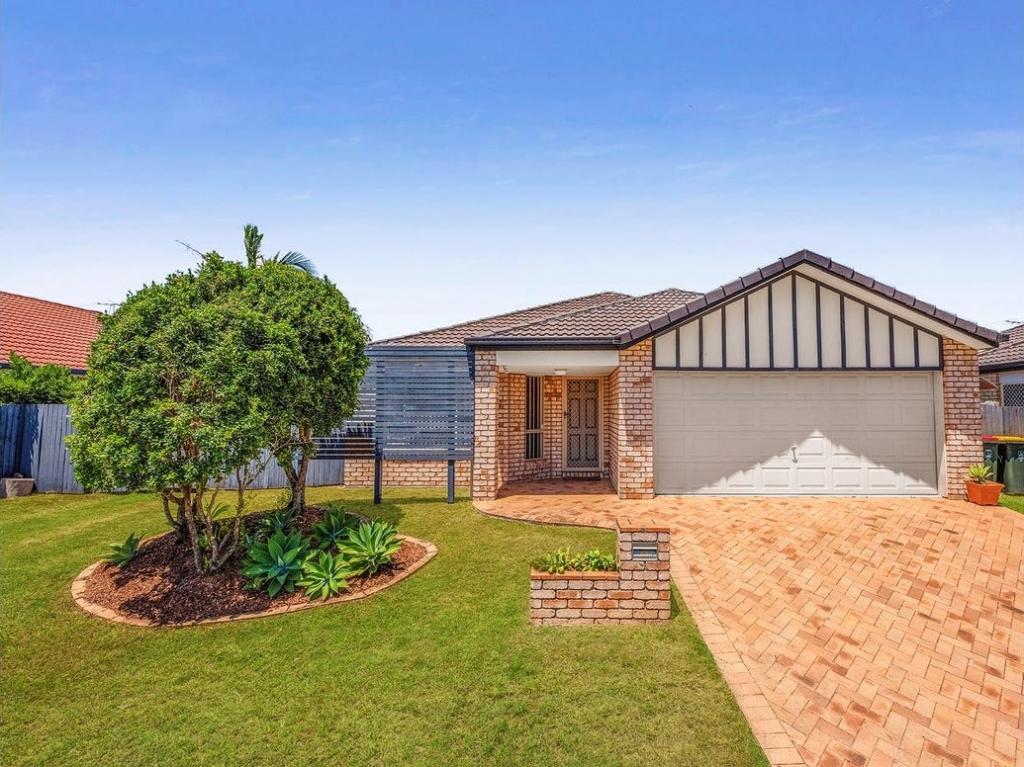 10 URSULA PL, WYNNUM WEST, QLD 4178