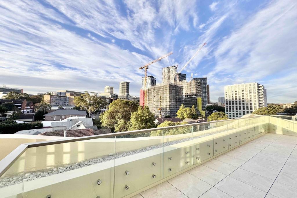 704/26-50 Park Rd, St Leonards, NSW 2065