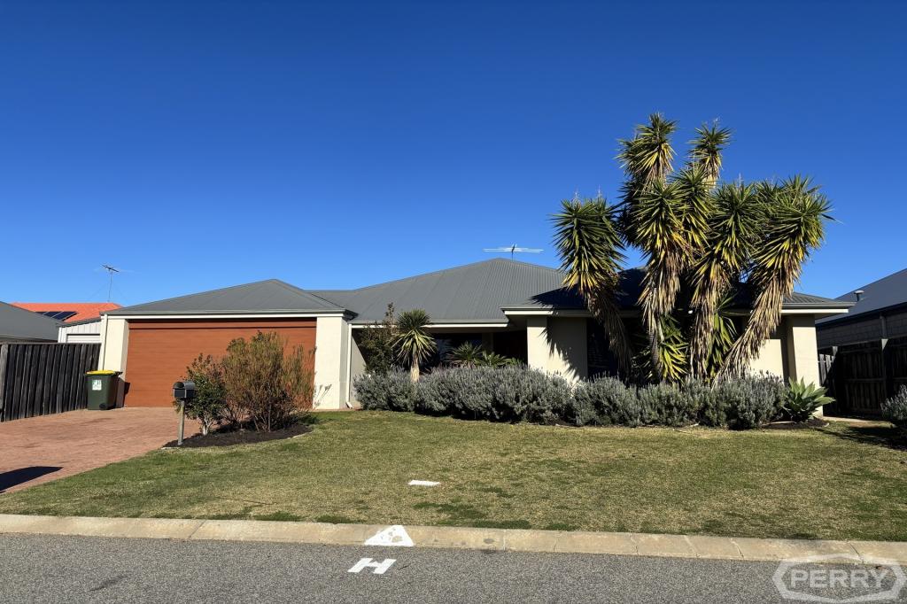 3 Lomatia Rmbl, Halls Head, WA 6210