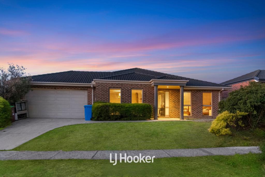 4 Ferndown Dr, Cranbourne, VIC 3977