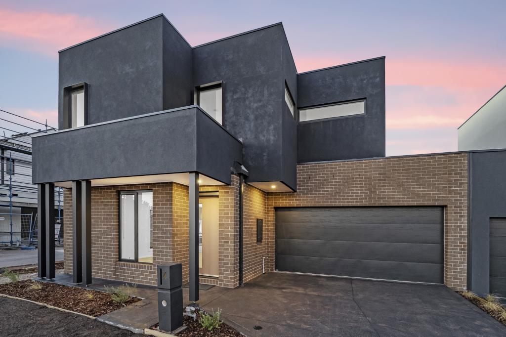 4 TENDER LANE, FRASER RISE, VIC 3336