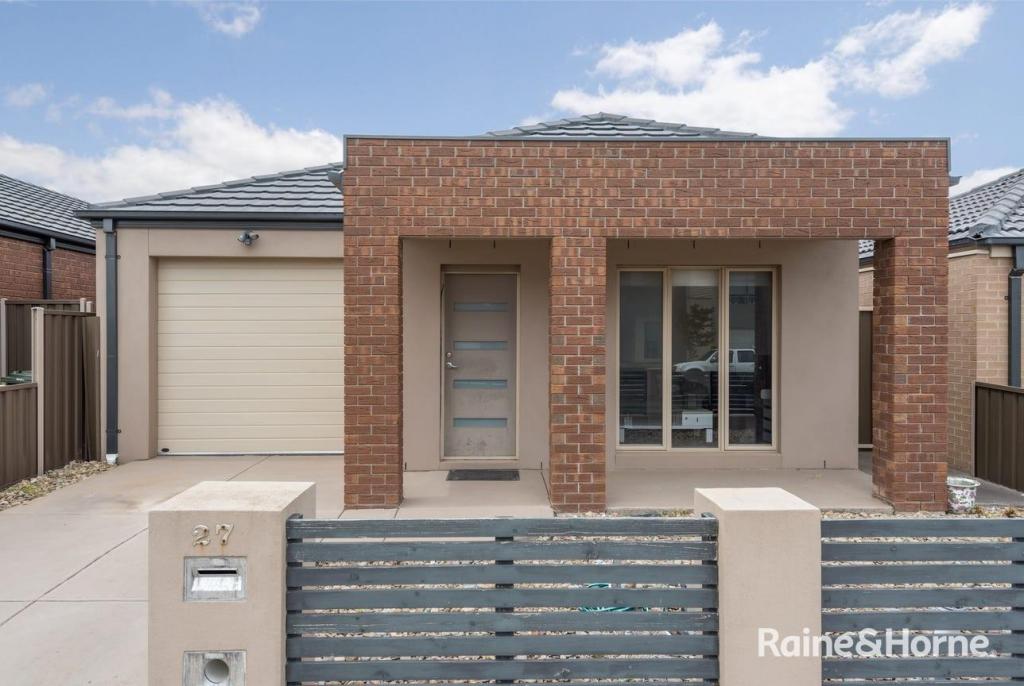 27 Clarendon Ave, Craigieburn, VIC 3064