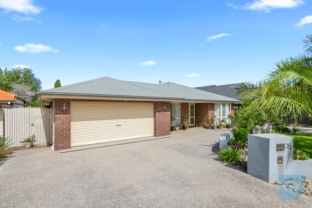 33 Golden Way, Hillside, VIC 3037