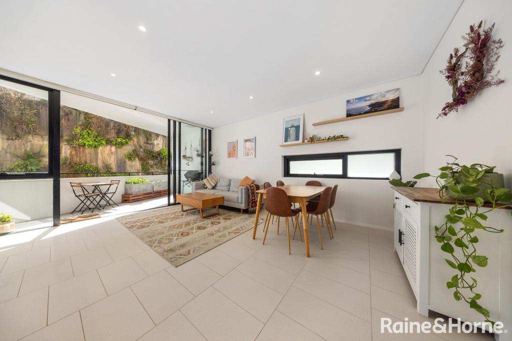 212/6 MAXWELL RD, FOREST LODGE, NSW 2037